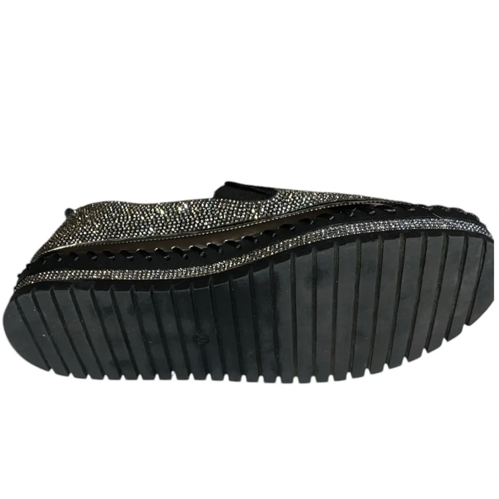 Muguan Company 1997 slip on rhinestone platform sneaker silver/black Sz 8.5